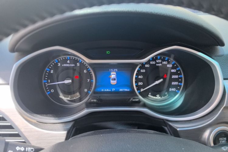 GEELY Emgrand 2017 #12 GEELY Emgrand 2017 car image #12