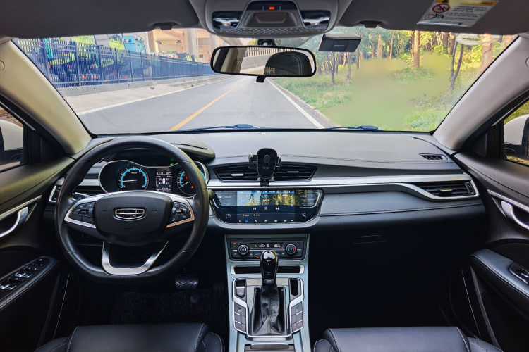 GEELY Emgrand 2020 immagine di auto #18