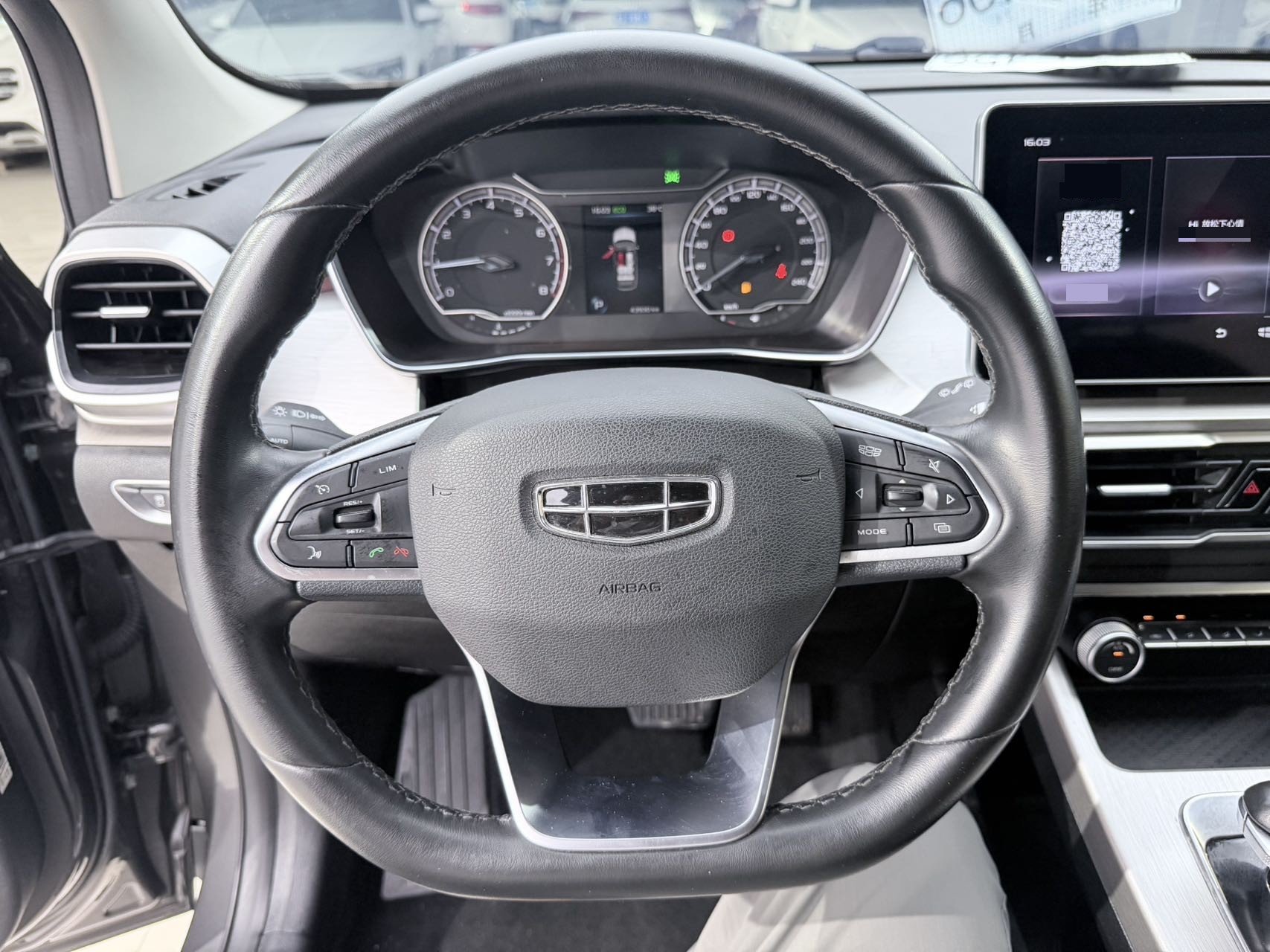 GEELY Coolray 2022 #10 GEELY Coolray 2022 car image #10