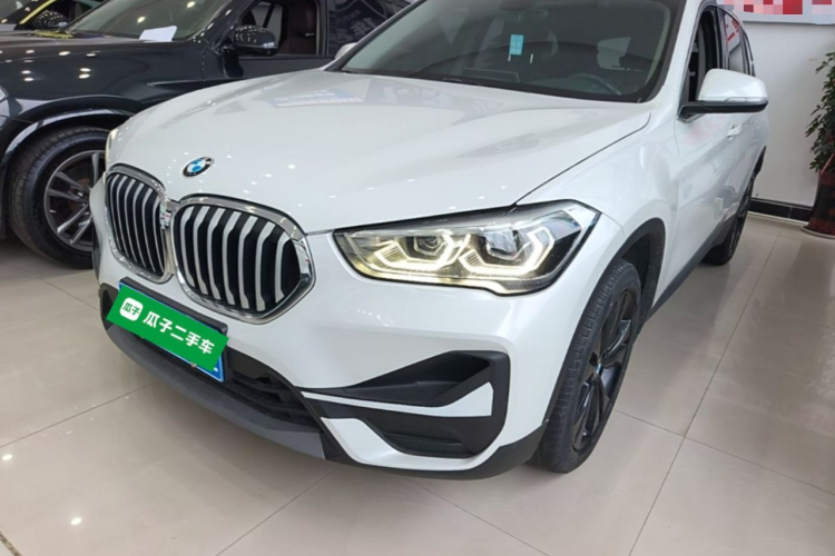 BMW X1 2021 car image #2