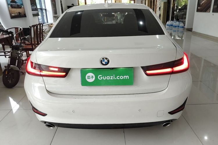 BMW 3 Series 2020 #6 BMW 3 Series 2020 car image #6