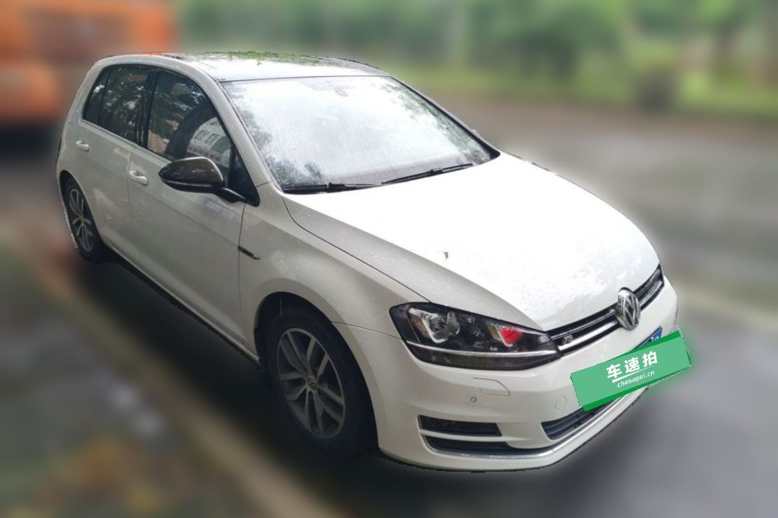 Volkswagen Golf 2014 car image #2