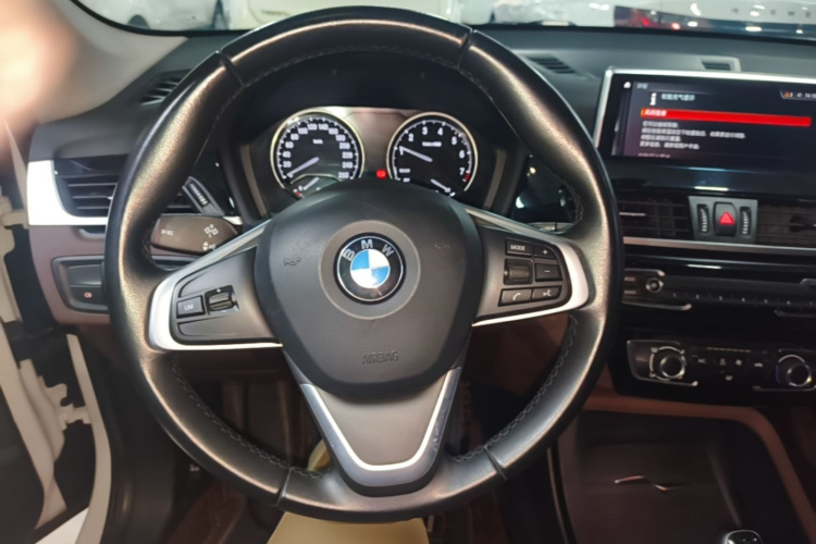 BMW X1 2019 #15 BMW X1 2019 صورة سيارة #15