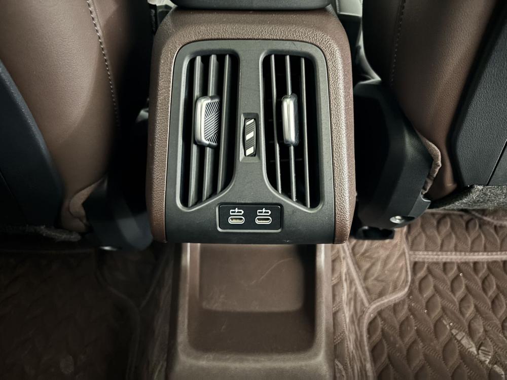 BMW X1 2023 car image #8