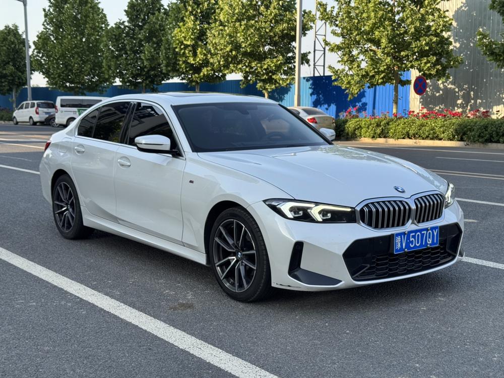 BMW 3 Series 2024 #3 BMW 3 Series 2024 car image #3