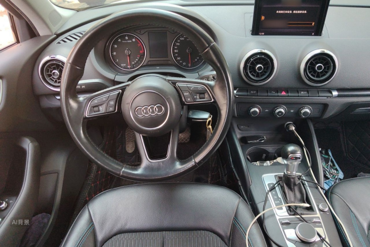 Audi A3 2018 immagine di auto #12