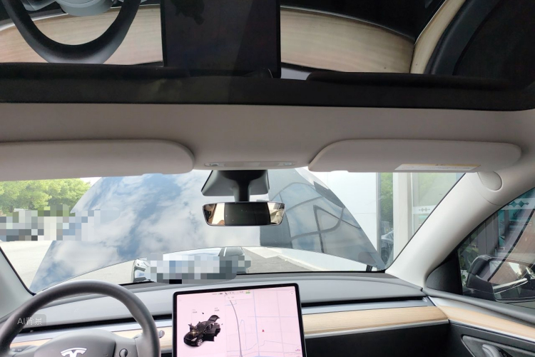 Tesla Model Y 2021 #20 Tesla Model Y 2021 car image #20