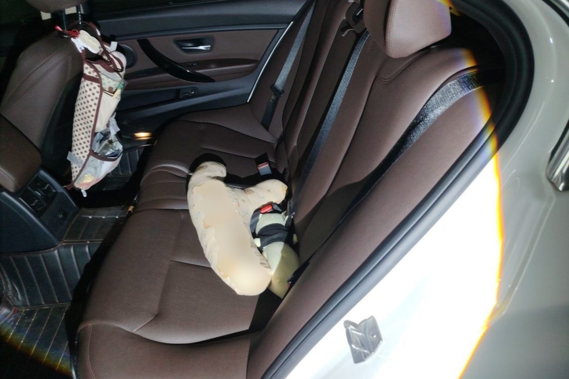 BMW 3 Series 2017 #19 BMW 3 Series 2017 car image #19