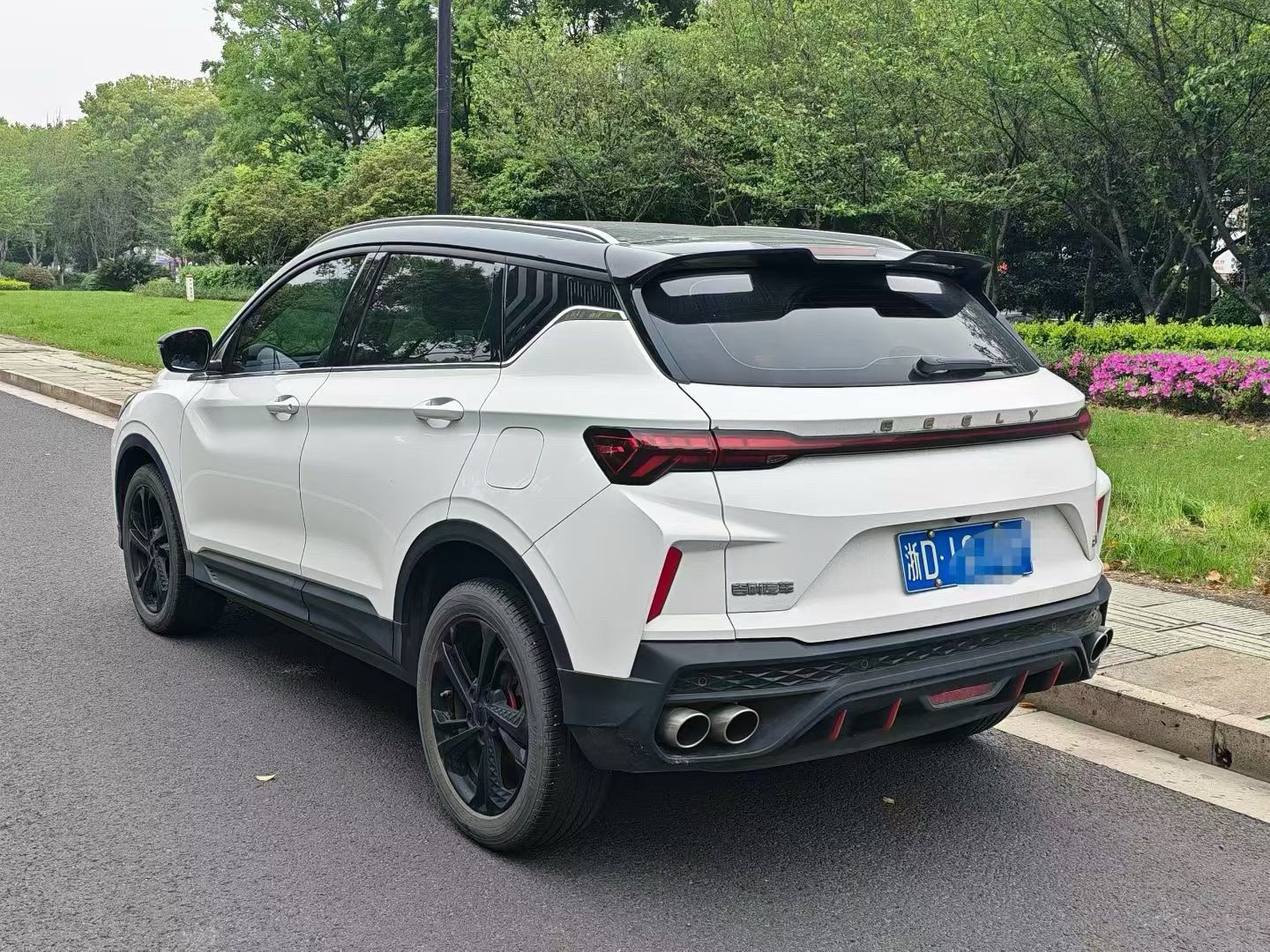 GEELY Coolray 2023 car image #4