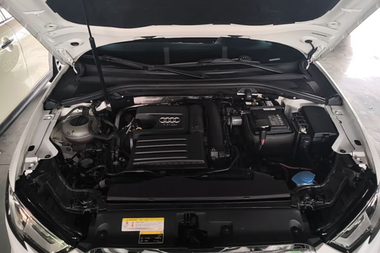 Audi A3 2019 car image #20