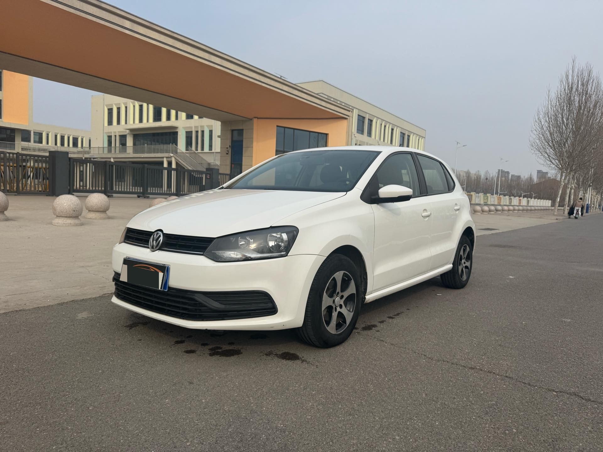 Volkswagen Polo 2016 Volkswagen Polo 2016 car image