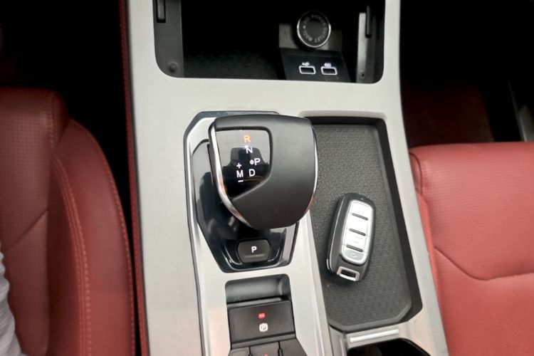Jetour X70 PLUS 2023 #14 Jetour X70 PLUS 2023 car image #14