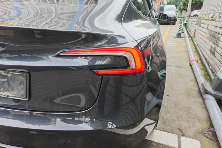 Tesla Model 3 2025 #8 Tesla Model 3 2025 car image #8