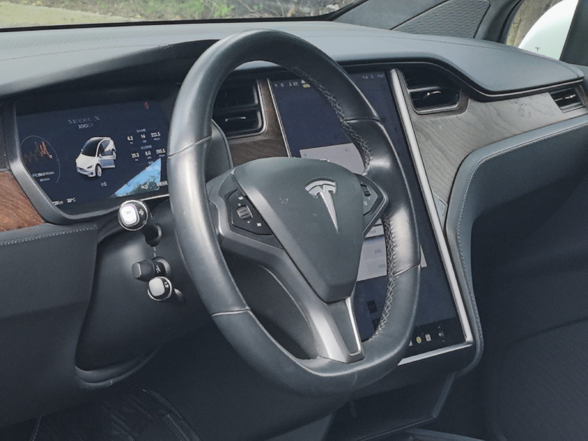 Tesla Model X 2019 #3 Tesla Model X 2019 car image #3