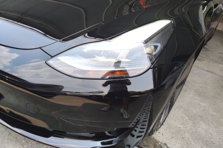 Tesla Model 3 2023 car image #23