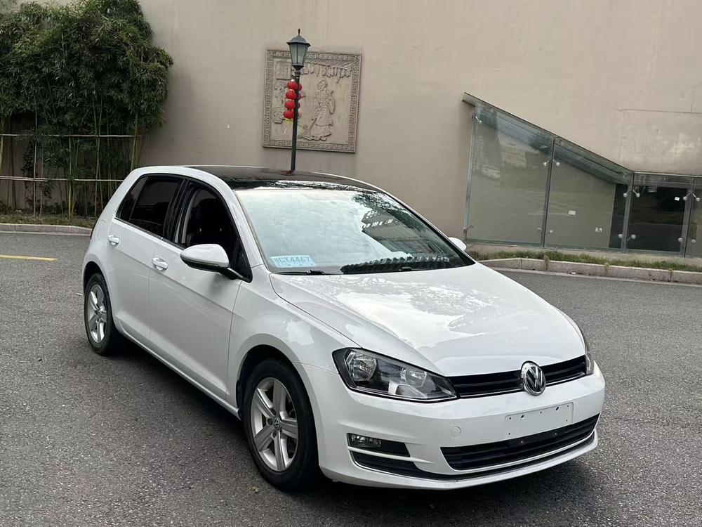 Volkswagen Golf 2015 car image #3