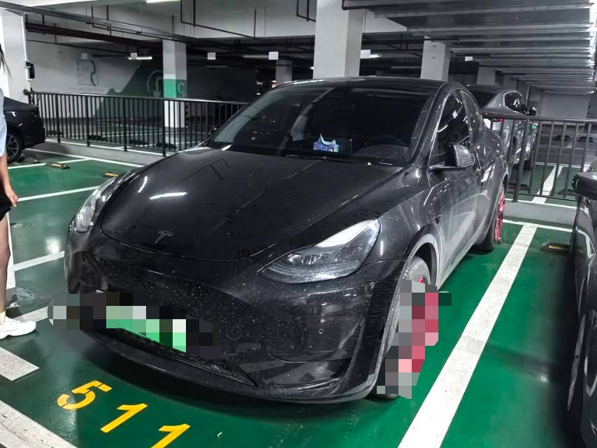 Tesla Model Y 2023 car image 