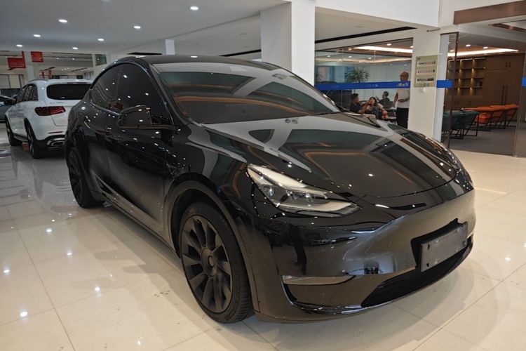 Tesla Model Y 2021 #4 Tesla Model Y 2021 immagine di auto #4