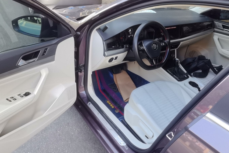 Volkswagen Lavida 2019 #16 Volkswagen Lavida 2019 car image #16
