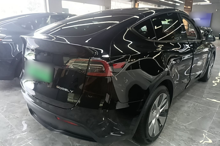 Tesla Model Y 2021 #7 Tesla Model Y 2021 car image #7