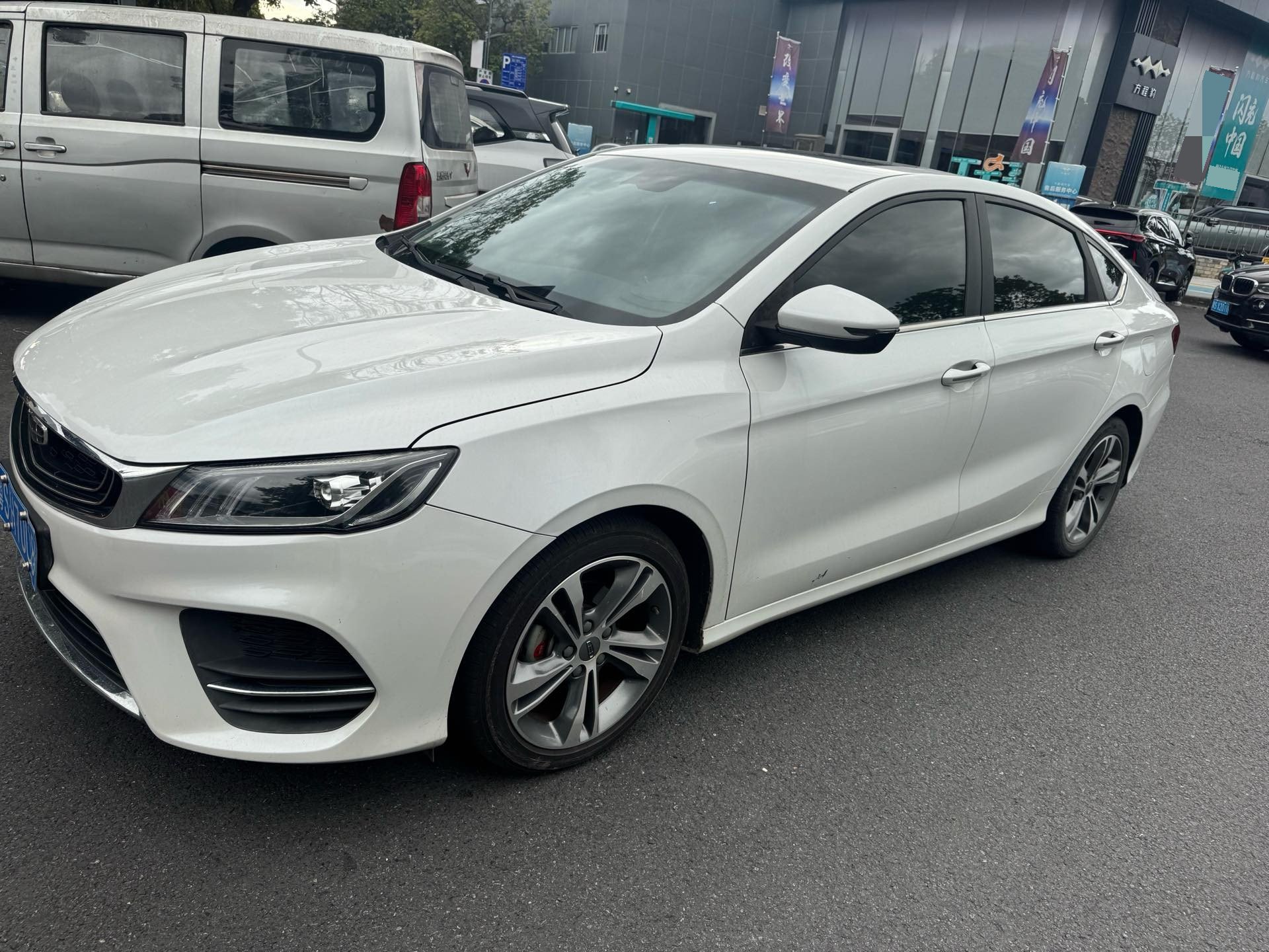 GEELY Binray 2019 immagine di auto 