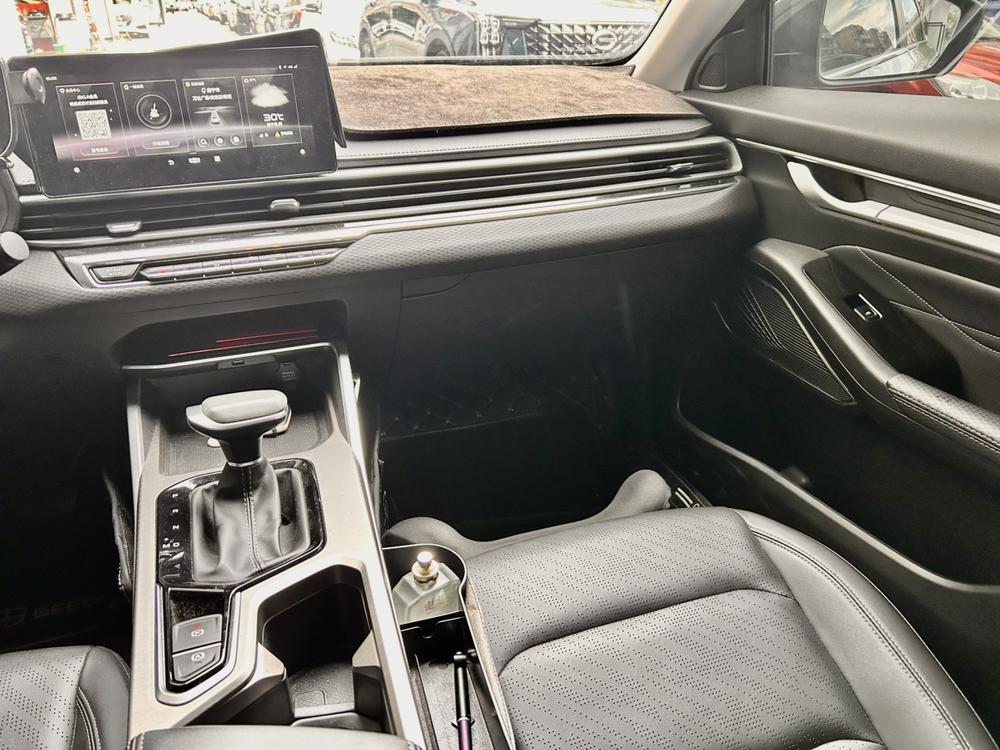 GEELY Emgrand 2023 car image #8