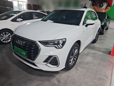 Audi Q3 2021 car image 