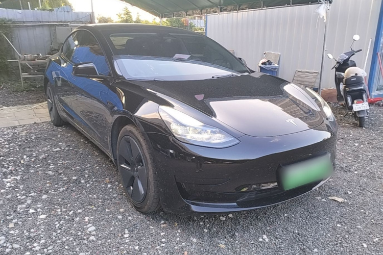 Tesla Model 3 2022 car image #4