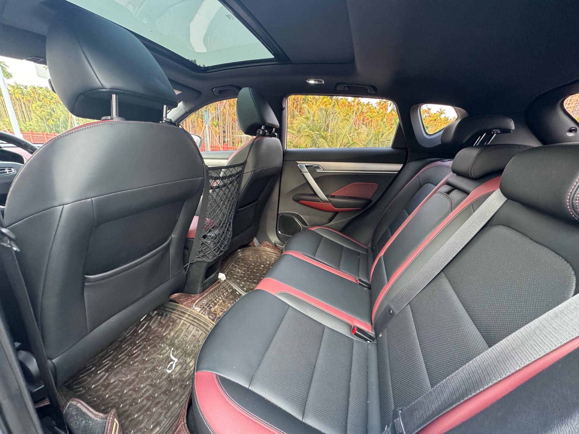 GEELY Coolray 2020 imagen de coche #6