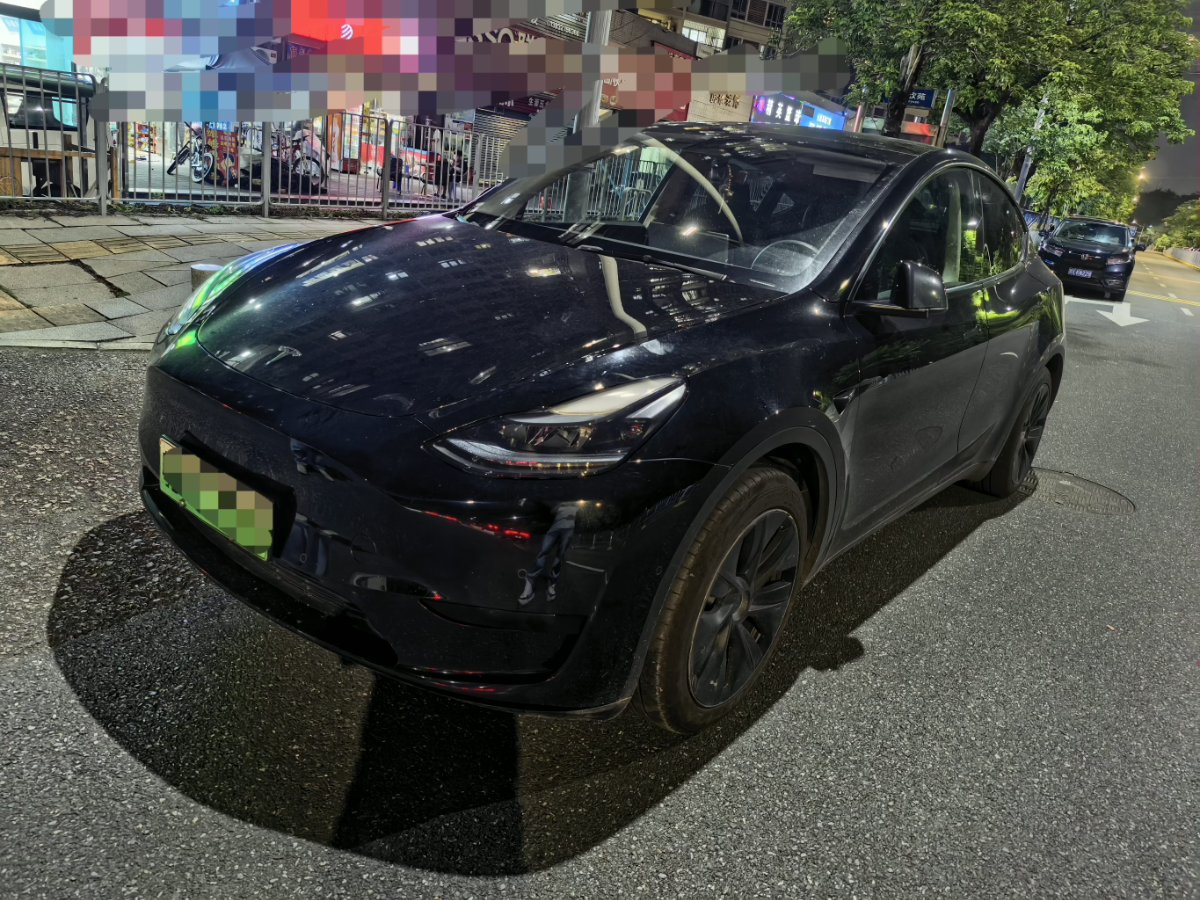 Tesla Model Y 2023 car image #3