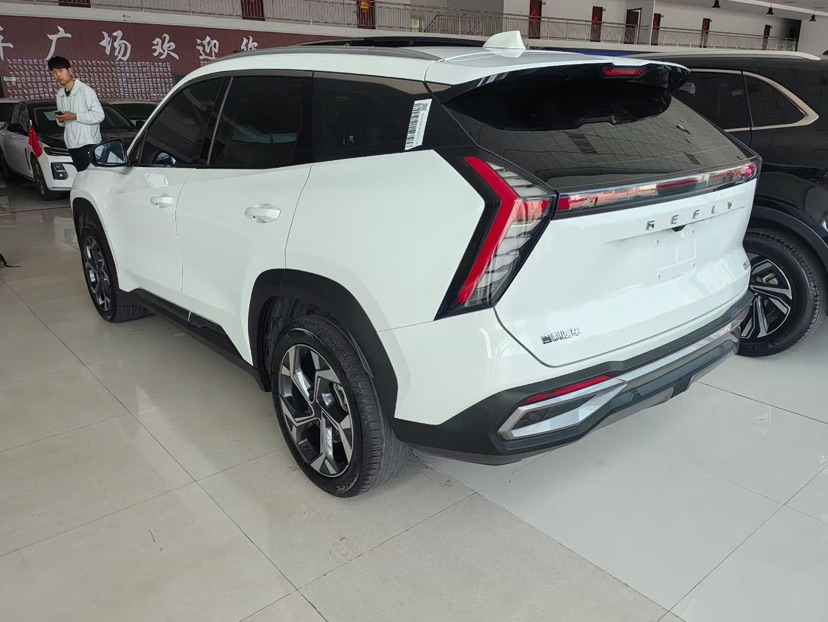 GEELY Boyue L 2023 car image #7