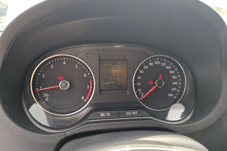 Volkswagen Polo 2018 صورة سيارة #16