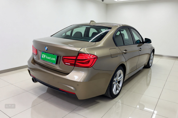 BMW 3 Series 2018 #7 BMW 3 Series 2018 immagine di auto #7