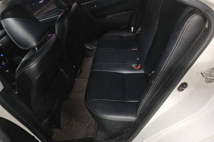 Toyota Corolla 2017 #14 Toyota Corolla 2017 car image #14