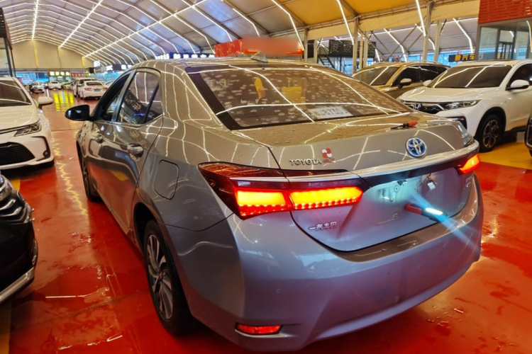 Toyota Corolla 2017 #7 Toyota Corolla 2017 car image #7