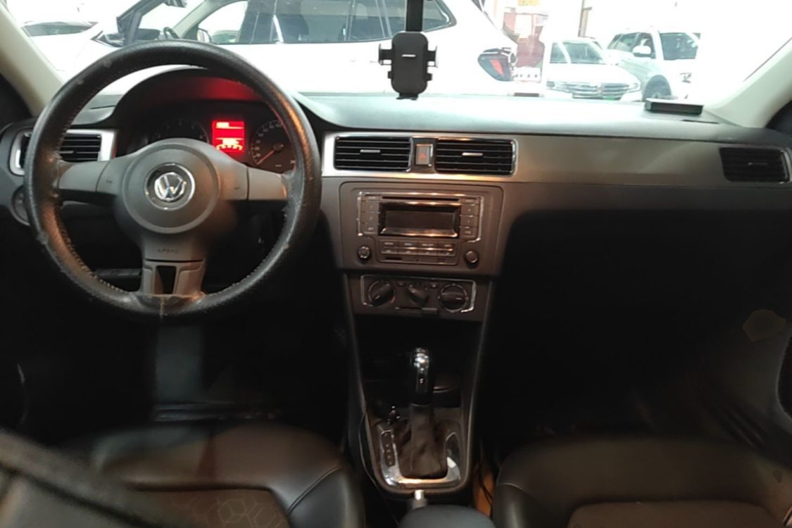 Volkswagen Santana 2014 изображение автомобиля #22