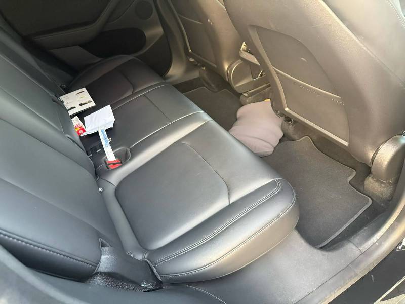 Tesla Model Y 2021 #7 Tesla Model Y 2021 car image #7