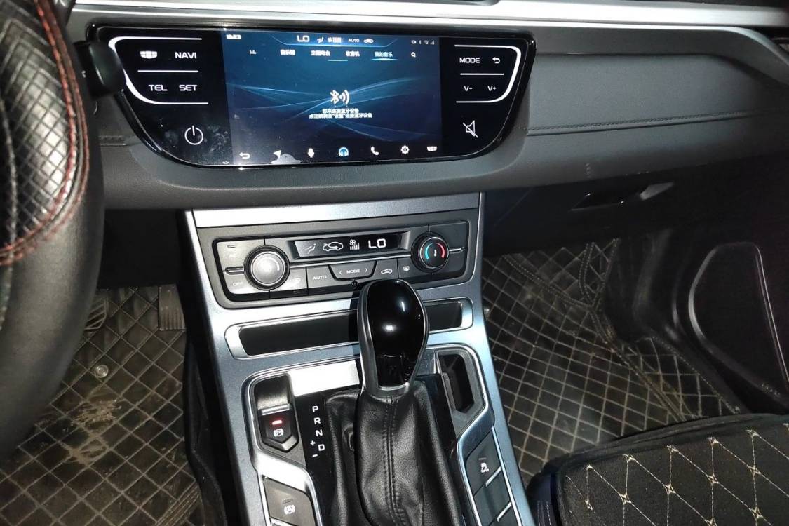 GEELY Emgrand 2018 #26 GEELY Emgrand 2018 car image #26