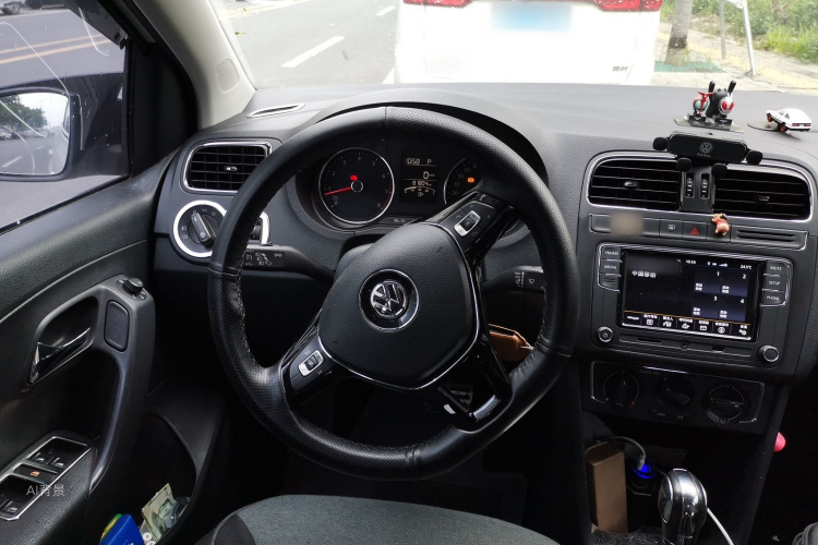 Volkswagen Polo 2017 #12 Volkswagen Polo 2017 car image #12