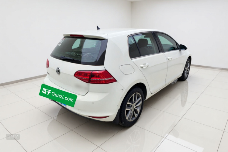 Volkswagen Golf 2016 car image #7