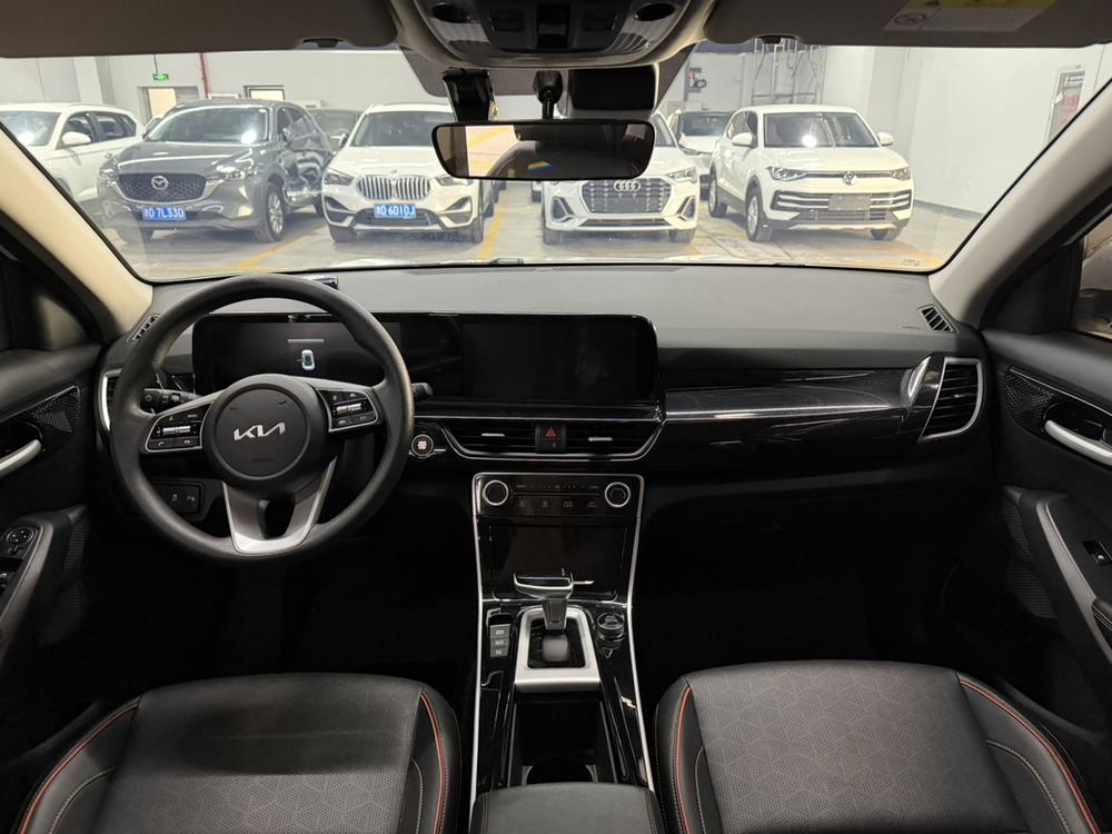 Kia Seltos 2024 #9 Kia Seltos 2024 صورة سيارة #9
