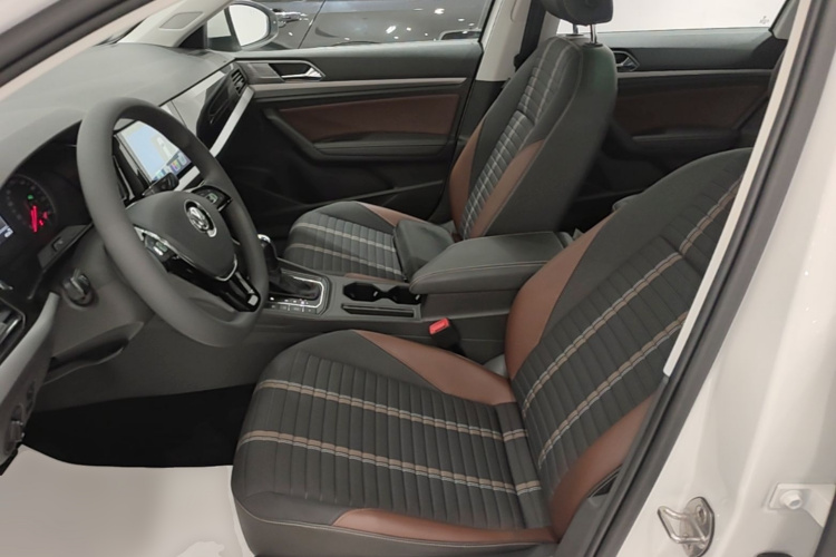 Volkswagen Lavida 2019 #17 Volkswagen Lavida 2019 car image #17