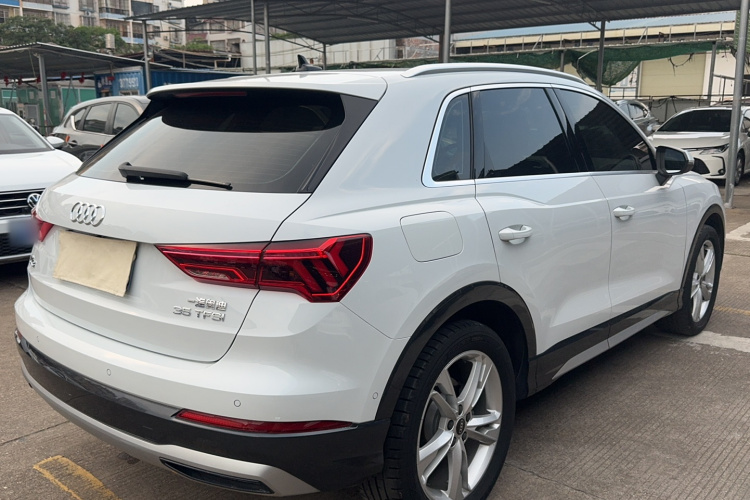 Audi Q3 2022 #5 Audi Q3 2022 car image #5
