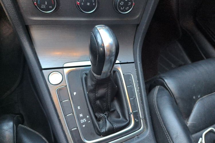 Volkswagen Golf 2016 #18 Volkswagen Golf 2016 car image #18
