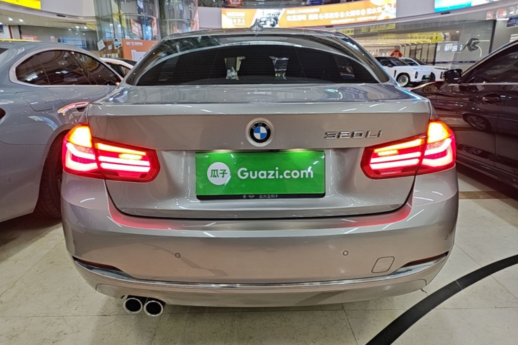 BMW 3 Series 2017 #6 BMW 3 Series 2017 car image #6