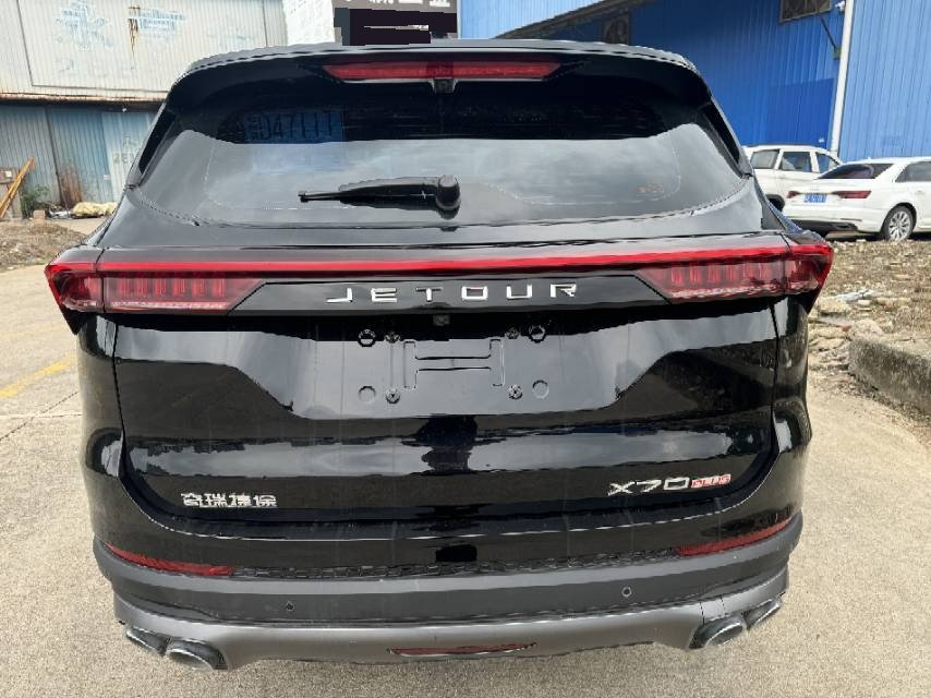 Jetour X70 PLUS 2024 car image #8