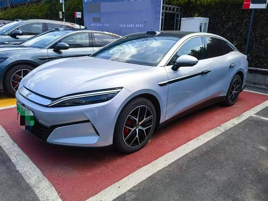 BYD HanL 2025 BYD HanL 2025 car image