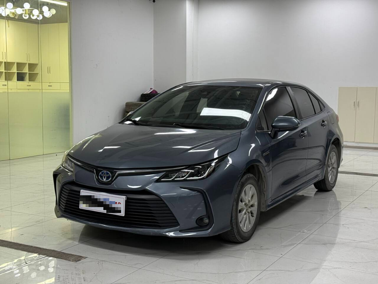 Toyota Corolla 2023 immagine di auto #2