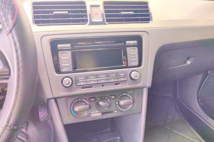 Skoda Rapid 2019 #15 Skoda Rapid 2019 image de voiture #15