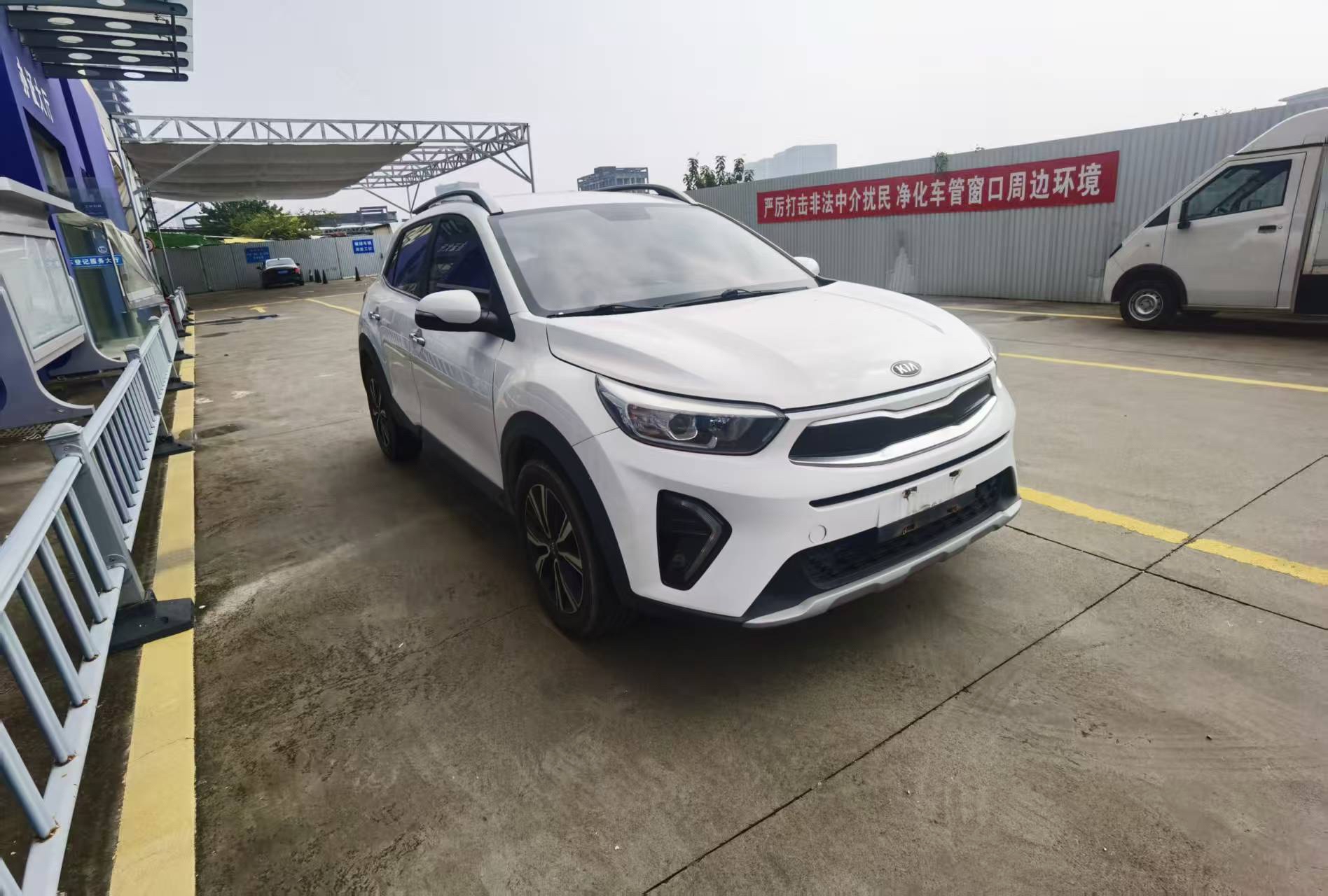 Kia KX1 2021 car image #2